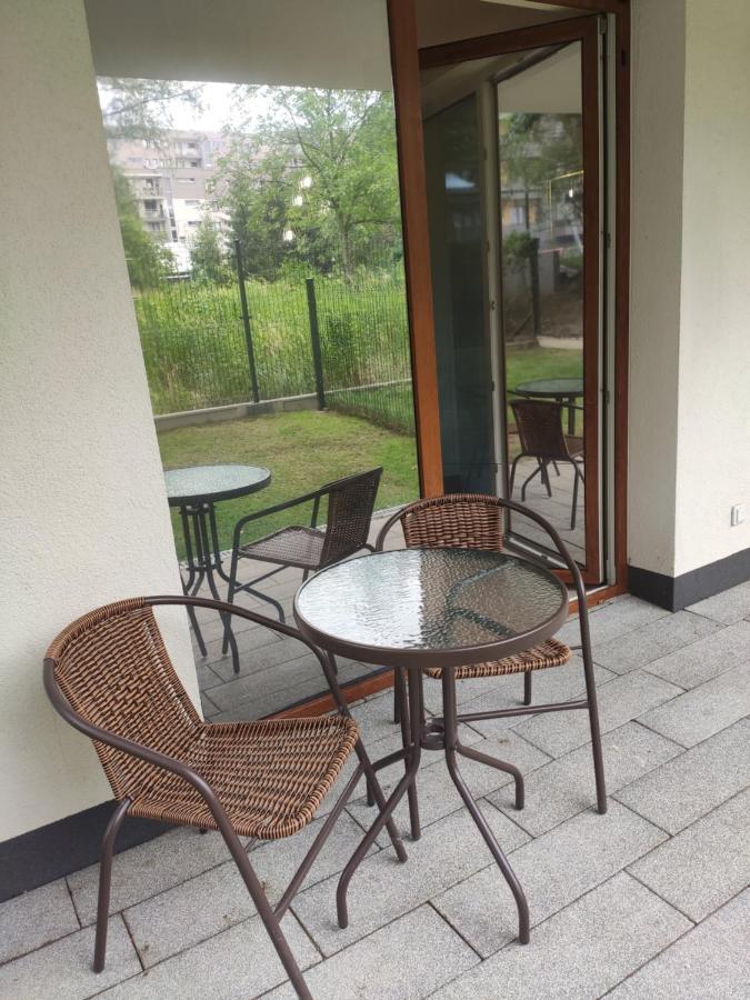 Przytulny apartament z ogródkiem Kraków Zewnętrze zdjęcie